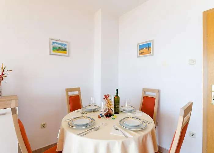 Apartment Helles Mit Traumhaften Meerblick, Grill Und Nur 500 Meter Zum