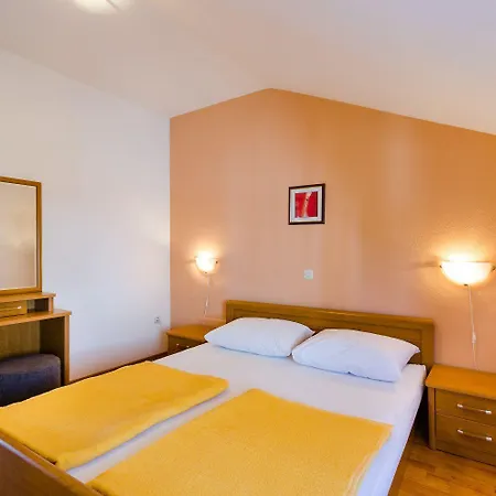 公寓 Helles Mit Traumhaften Meerblick, Grill Und Nur 500 Meter Zum 德拉马利