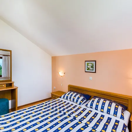 Helles Mit Traumhaften Meerblick, Grill Und Nur 500 Meter Zum Apartment